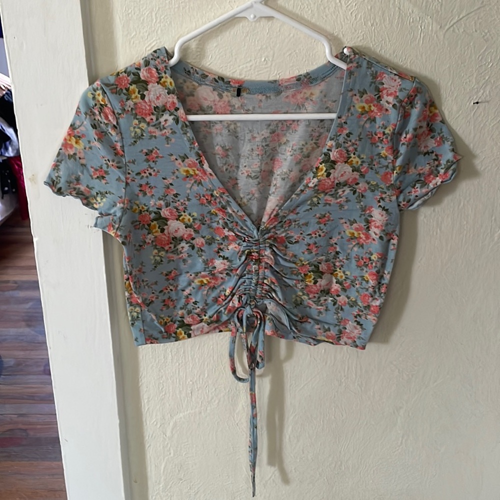 Crop top